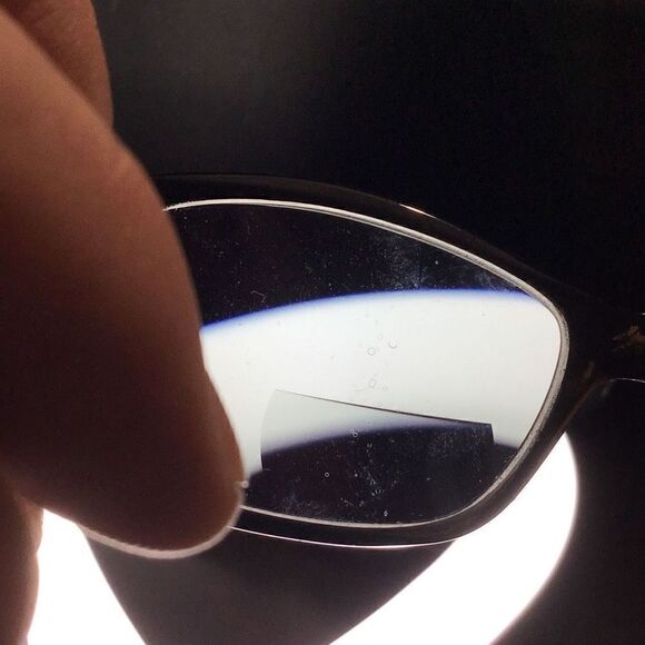 Glasses prescription lense frame andcase by guess - Picture 4 of 6